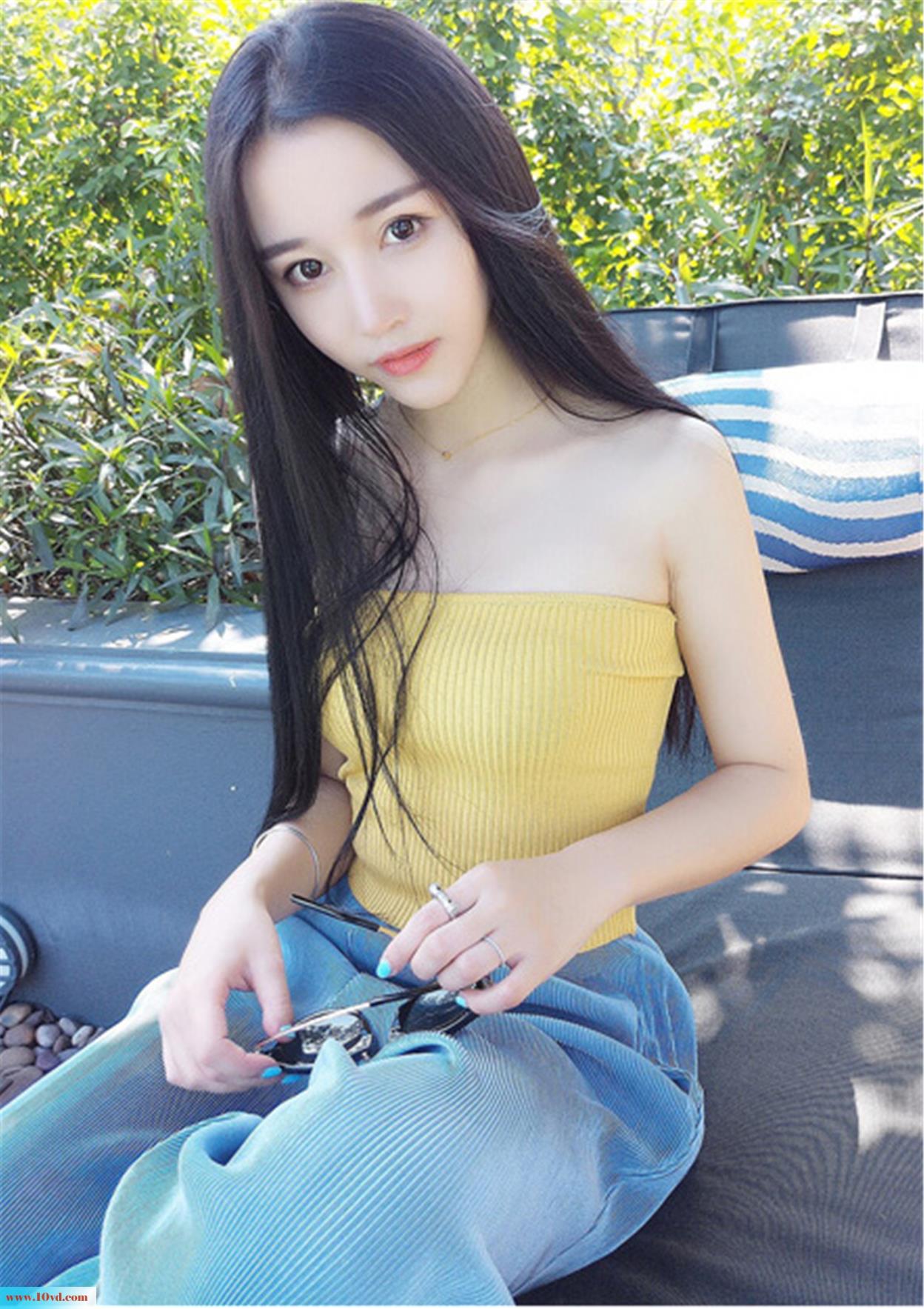 <!-- 标题采集开始 -->清新直发纯美校花【17P】<!-- 标题采集结束 -->