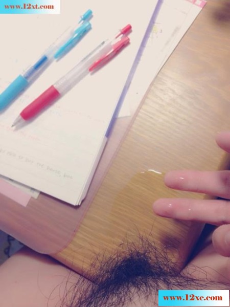 <!-- 标题采集开始 -->下体淡淡分泌物的味道，出来的量还蛮多的..(1<!-- 标题采集结束 -->