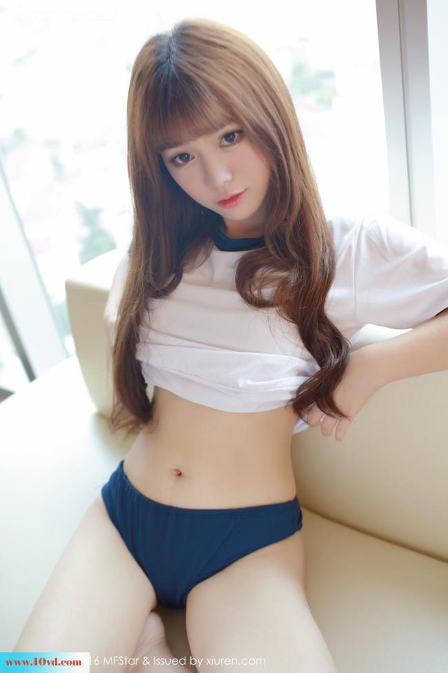 <!-- 标题采集开始 -->宛如星辰般明亮大眼嫩粉芭学生妹【10P】<!-- 标题采集结束 -->