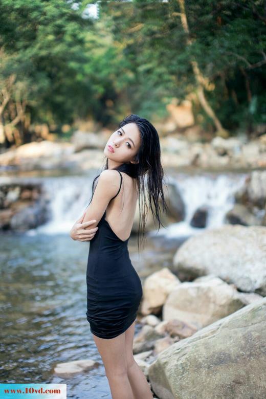 <!-- 标题采集开始 -->香肩锁骨性感美女集【14P】<!-- 标题采集结束 -->