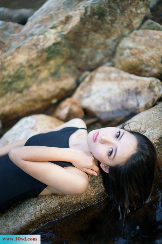 <!-- 标题采集开始 -->香肩锁骨性感美女集【14P】<!-- 标题采集结束 -->