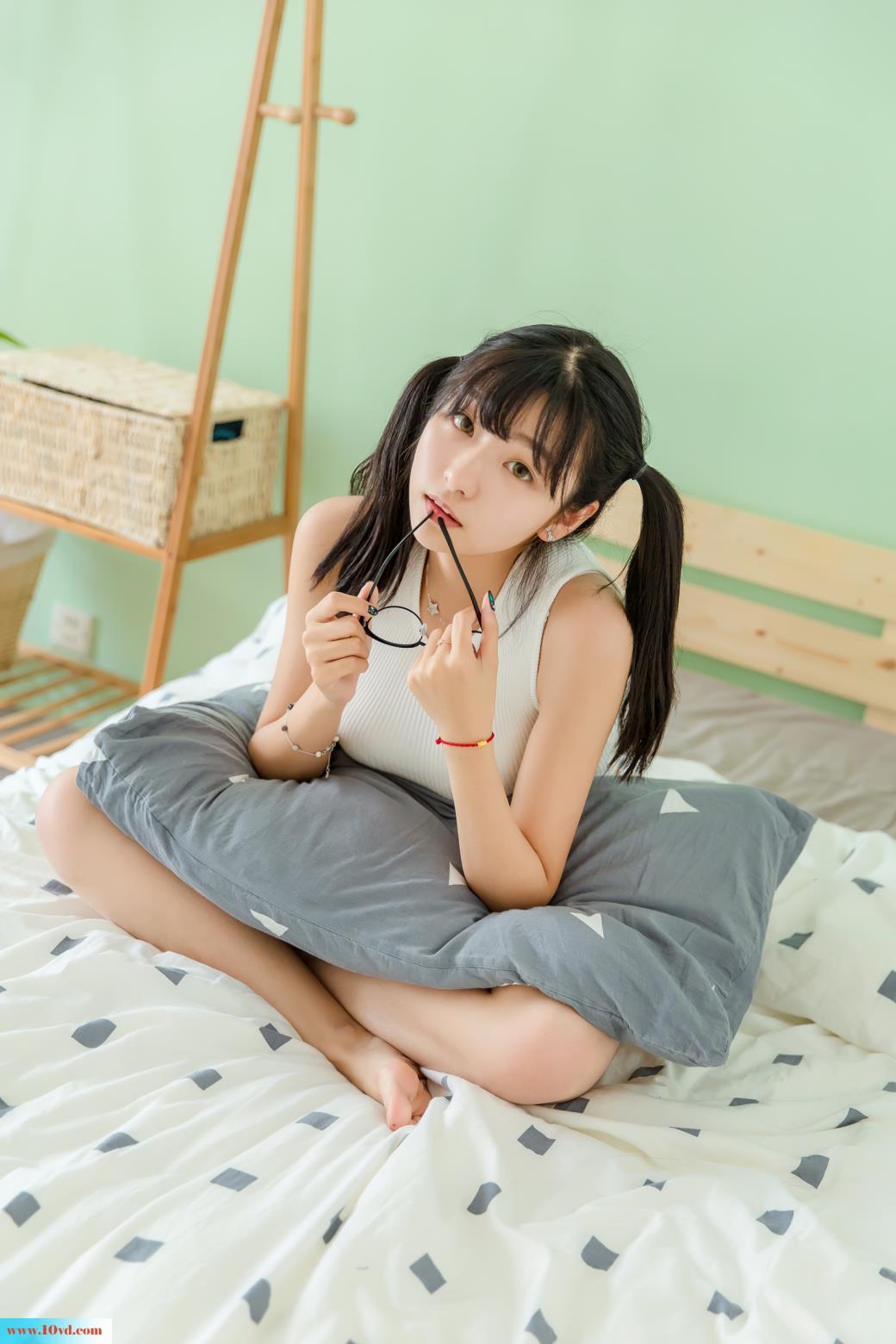 <!-- 标题采集开始 -->遐想勾人的美少女球球【16P】<!-- 标题采集结束 -->
