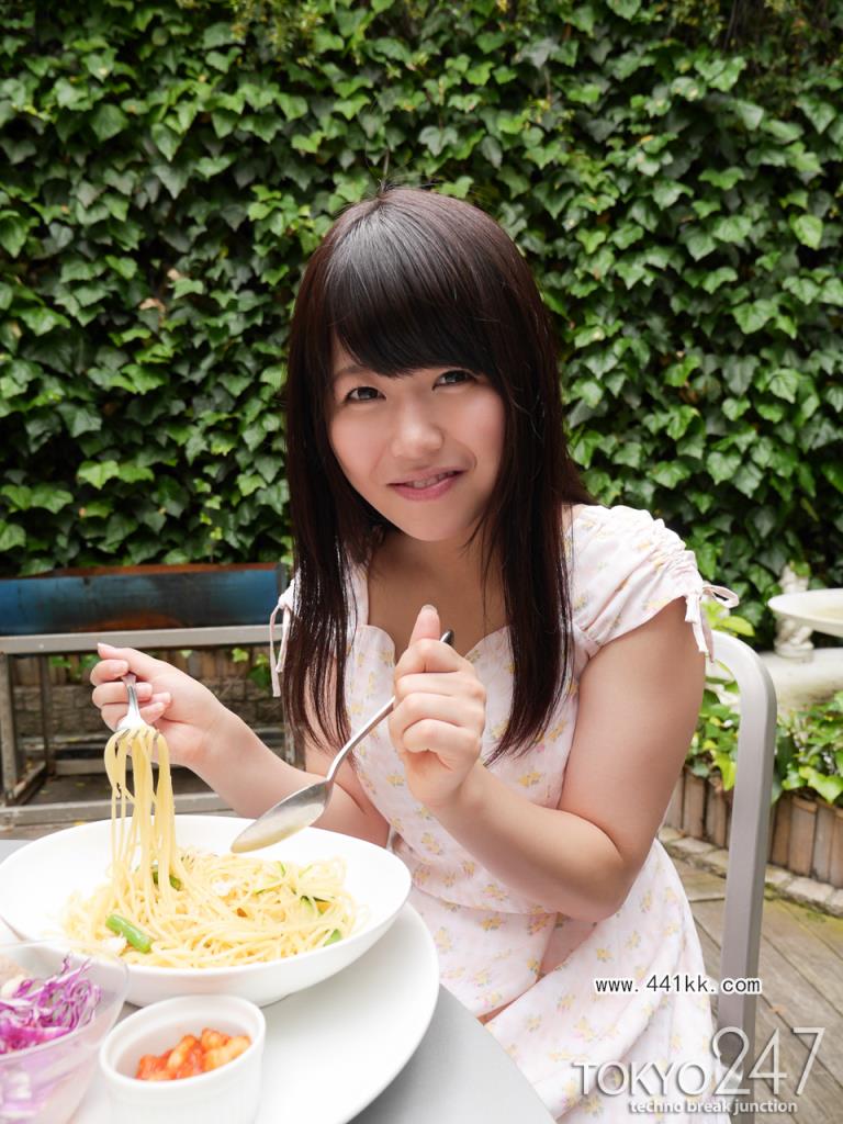 <!-- 标题采集开始 -->多美白嫩可爱的少女也少不了男人的毒手(26P)<!-- 标题采集结束 -->