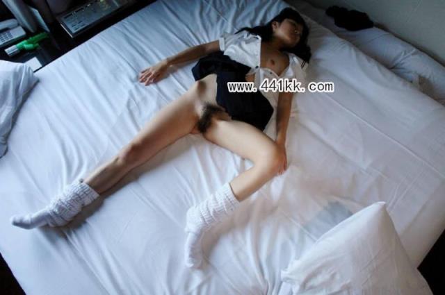 <!-- 标题采集开始 -->援交来一个小嫩嫩-(15P)<!-- 标题采集结束 -->