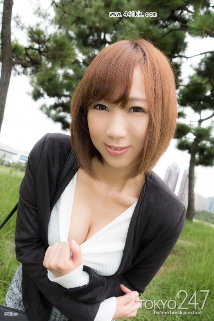<!-- 标题采集开始 -->靓丽小妞和卷毛的男人一场大战-(30P)<!-- 标题采集结束 -->
