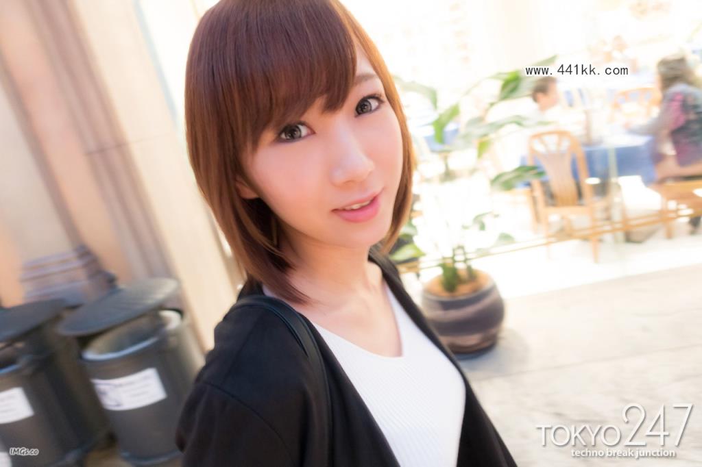 <!-- 标题采集开始 -->靓丽小妞和卷毛的男人一场大战-(30P)<!-- 标题采集结束 -->