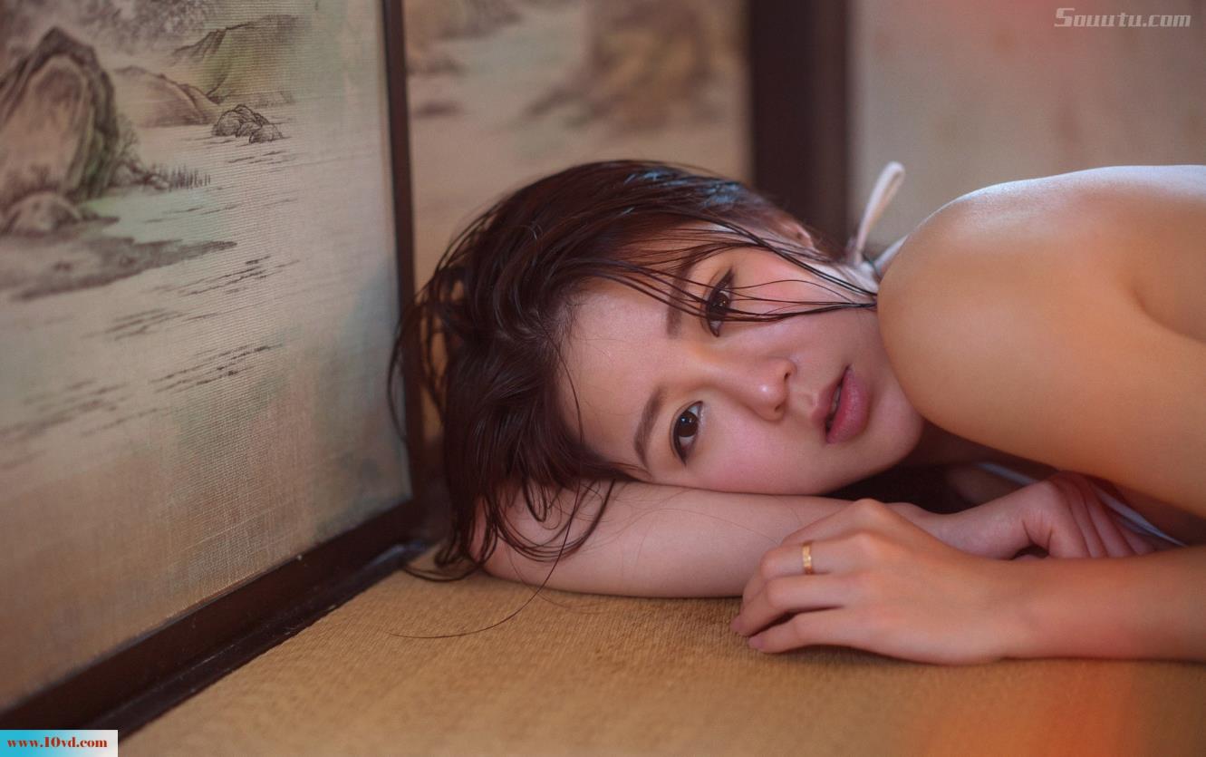 <!-- 标题采集开始 -->美感有致靓丽美女好身材湿身性感【10P】<!-- 标题采集结束 -->