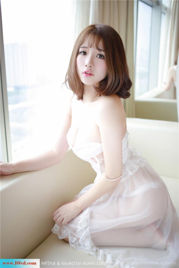 <!-- 标题采集开始 -->美人齿白肤白唇红很是可人【10P】<!-- 标题采集结束 -->