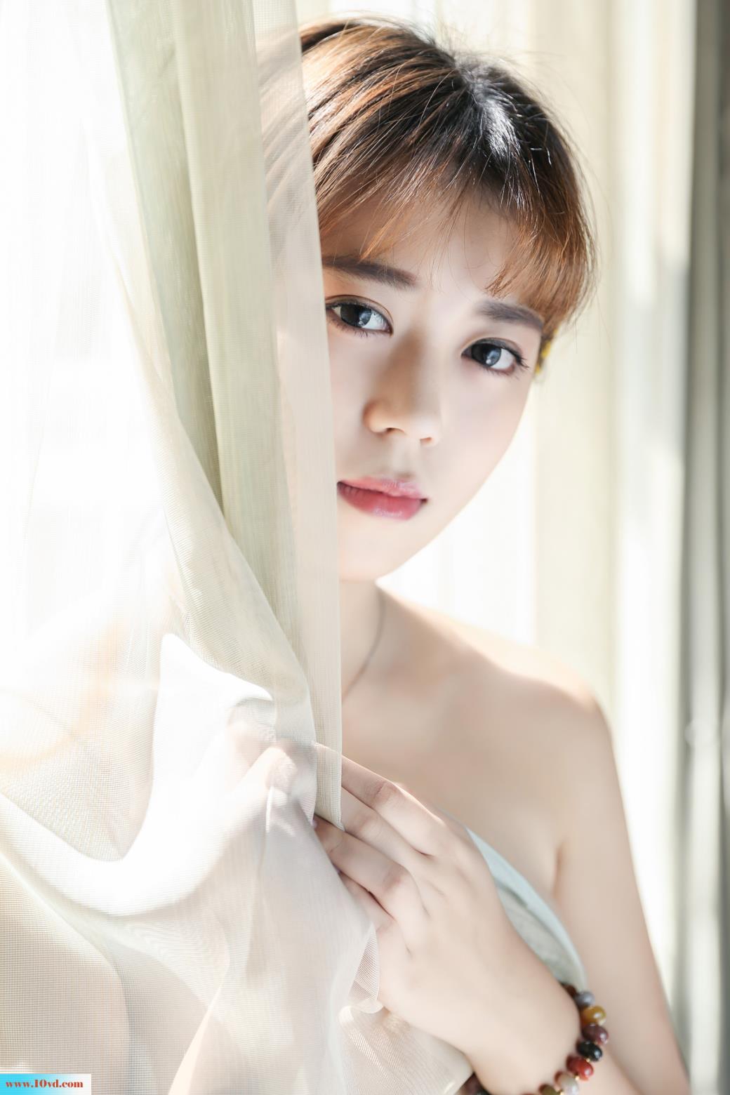 <!-- 标题采集开始 -->萌娇迷人短发美女【11P】<!-- 标题采集结束 -->
