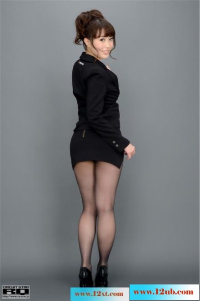 <!-- 标题采集开始 -->仓本月奈的黑丝制服写真<!-- 标题采集结束 -->