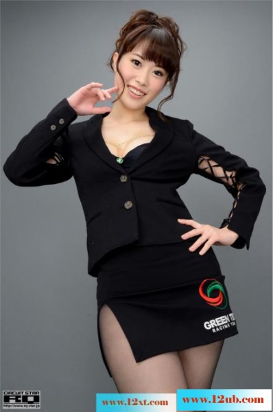 <!-- 标题采集开始 -->仓本月奈的黑丝制服写真<!-- 标题采集结束 -->
