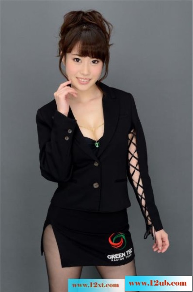 <!-- 标题采集开始 -->仓本月奈的黑丝制服写真<!-- 标题采集结束 -->