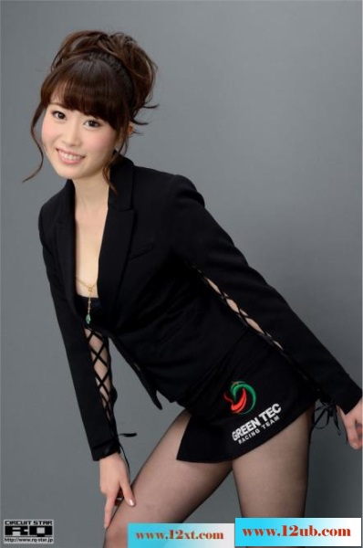 <!-- 标题采集开始 -->仓本月奈的黑丝制服写真<!-- 标题采集结束 -->